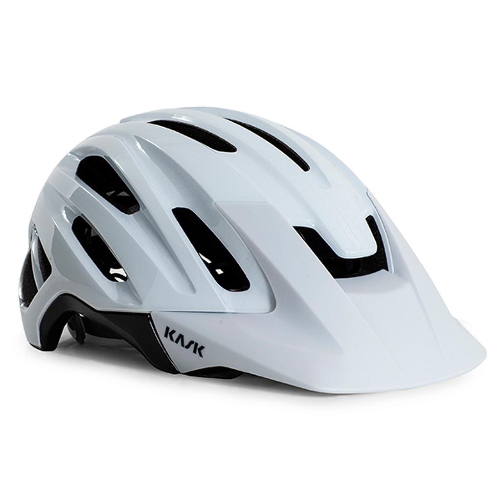 Caipi WG11, helmet